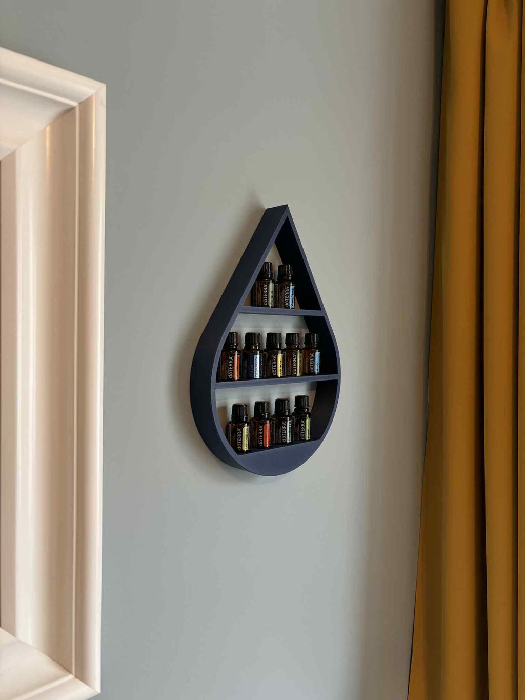 Etajeră de perete personalizabilă pentru uleiuri esențiale – Organizator | Suport personalizat pentru sticle de 15 ml